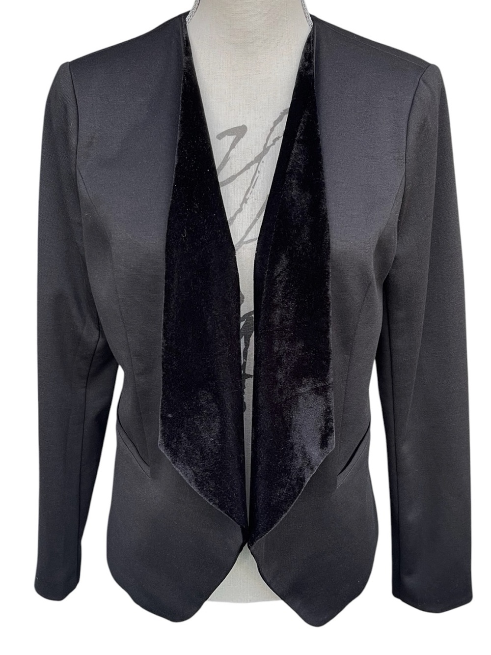 89th & Madison Black Velvet Lapel Tuxedo Open Front Jacket (10)